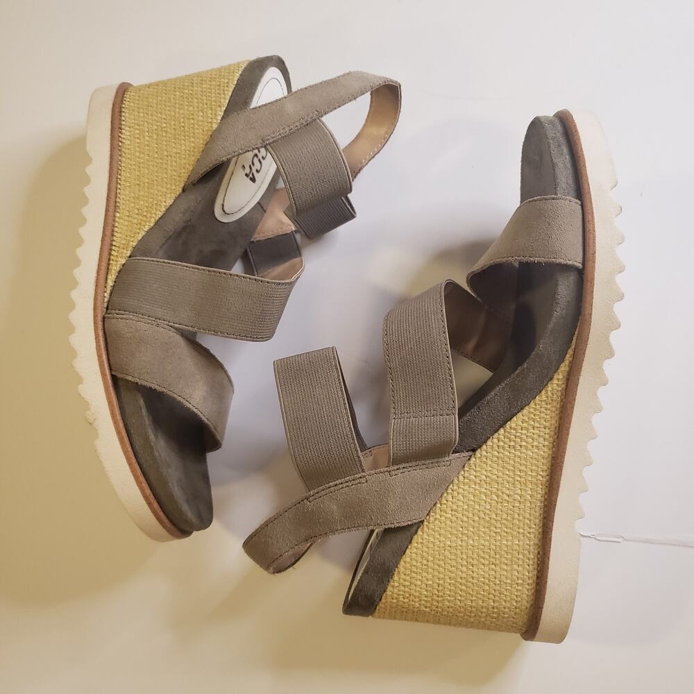 Lucca Lane‎ Sz 10 Wedge Sandals Delaney Sage Green Leather strappy boho chic